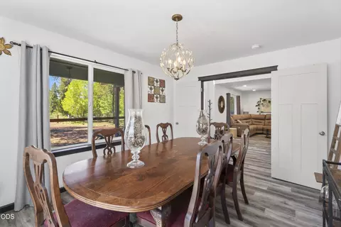 Dining - 53770 Boundary Rd, La Pine, OR 97739 photo 2 of 3