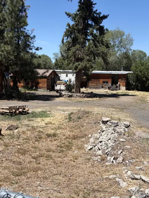 1757 SE Paulina Hwy, Prineville, OR 97754