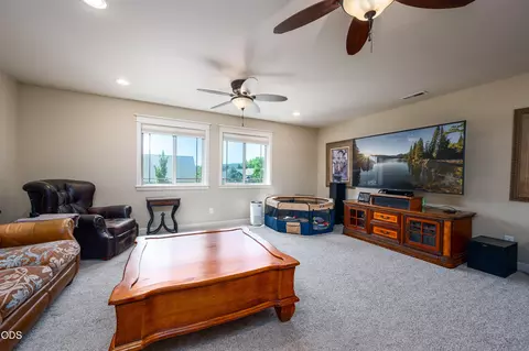 Other - 20768 NE Horizon Ridge Pl, Bend, OR 97701 photo 8 of 11