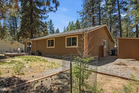 Exterior - 60282 Pawnee Ln, Bend, OR 97702 photo 8 of 12