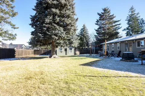 Exterior - 21360 Keyte Rd, Bend, OR 97701 photo 6 of 6