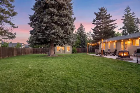 Exterior - 21360 Keyte Rd, Bend, OR 97701 photo 5 of 6