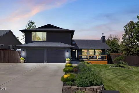 61211 Mount Vista Dr, Bend, OR 97702