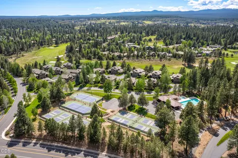 View/Area - 19551 Painted Ridge Loop, Bend, OR 97702 photo 2 of 3