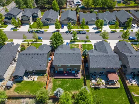 View/Area - 21382 NEagle Crossing Ave, Bend, OR 97701 photo 6 of 12