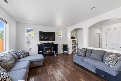 Other - 21382 NEagle Crossing Ave, Bend, OR 97701 photo 3 of 7