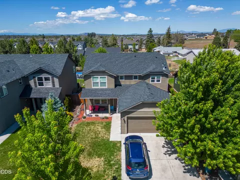 View/Area - 21382 NEagle Crossing Ave, Bend, OR 97701 photo 2 of 12