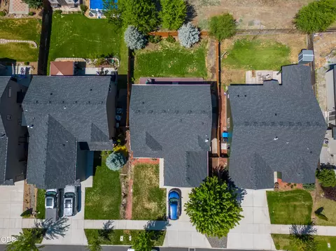 View/Area - 21382 NEagle Crossing Ave, Bend, OR 97701 photo 4 of 12