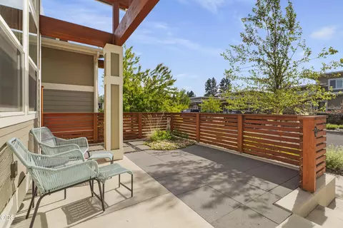 Exterior - 63378 NW Clearstone Dr, Bend, OR 97703 photo 3 of 10