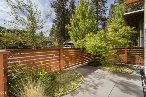 Exterior - 63378 NW Clearstone Dr, Bend, OR 97703 photo 2 of 10