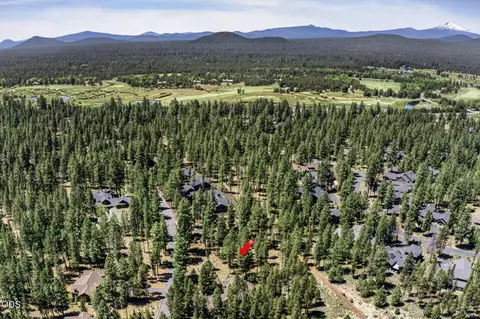 56288 Trailmere Cir, Bend, OR 97707 photo 17