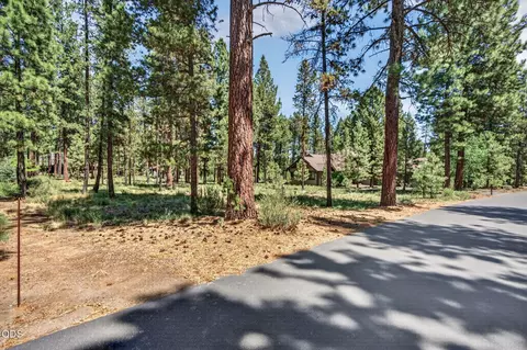 56288 Trailmere Cir, Bend, OR 97707 photo 24
