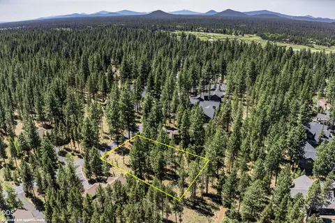 56288 Trailmere Cir, Bend, OR 97707 photo 16