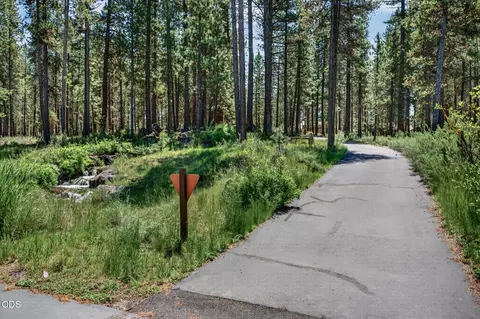 56288 Trailmere Cir, Bend, OR 97707 photo 7