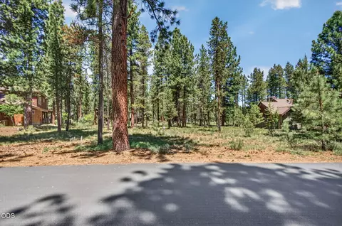 56288 Trailmere Cir, Bend, OR 97707 photo 10