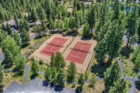 56288 Trailmere Cir, Bend, OR 97707 photo 30