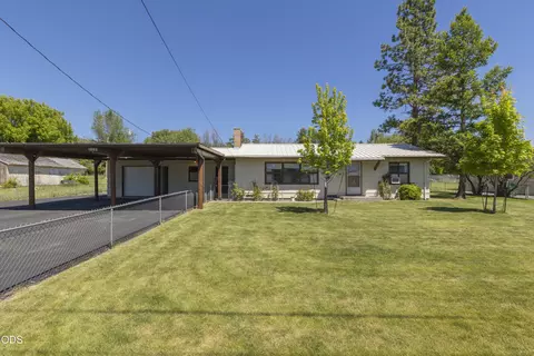 1803 Hope St, Klamath Falls, OR 97603