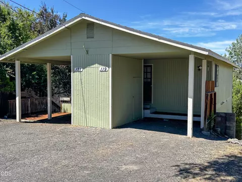 121 Lincoln St, Klamath Falls, OR 97601
