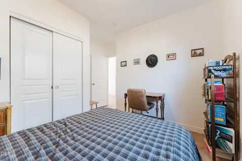 Bedroom - 623 SE Glencoe Pl, Bend, OR 97702 photo 8 of 9