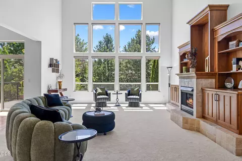 Living - 629 NW Powell Butte Loop, Bend, OR 97703 photo 1 of 2