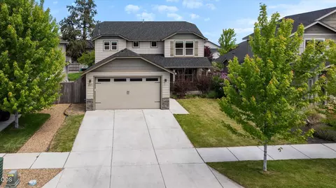 21278 SE Daylily Ave, Bend, OR 97702