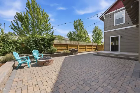 Exterior - 62719 Hawkview Rd, Bend, OR 97701 photo 8 of 15