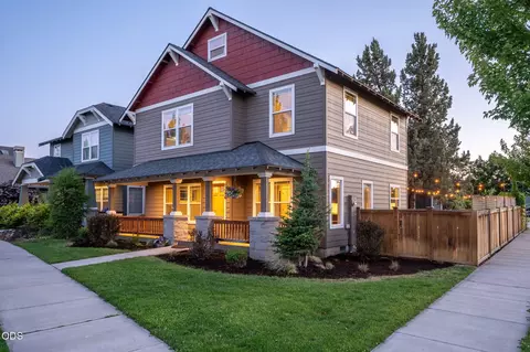 Exterior - 62719 Hawkview Rd, Bend, OR 97701 photo 11 of 15