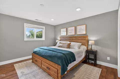 Bedroom - 63235 Anika Ln, Bend, OR 97701 photo 1 of 7