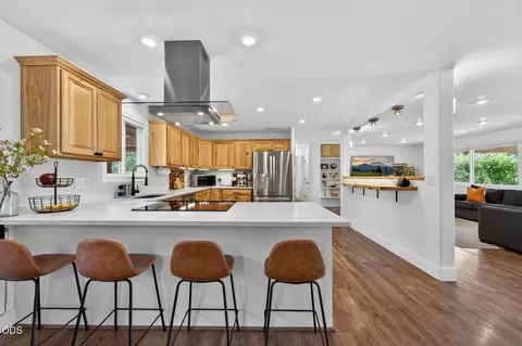 Kitchen - 63235 Anika Ln, Bend, OR 97701 photo 4 of 4