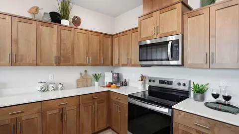 Kitchen - 21323 SE Wilderness Way, Bend, OR 97702 photo 3 of 5