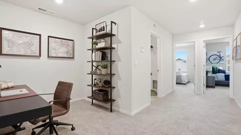 Entry Way - 21323 SE Wilderness Way, Bend, OR 97702 photo 3 of 3