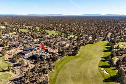 View/Area - 22887 Ghost Tree Ln, Bend, OR 97701 photo 1 of 3