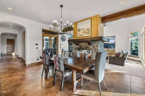 Dining - 22887 Ghost Tree Ln, Bend, OR 97701 photo 6 of 9
