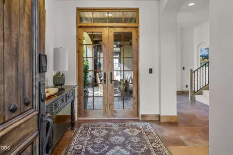 Entry Way - 22887 Ghost Tree Ln, Bend, OR 97701 photo 1 of 4