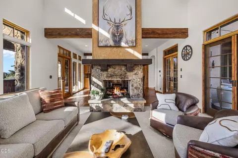 Living - 22887 Ghost Tree Ln, Bend, OR 97701 photo 4 of 4