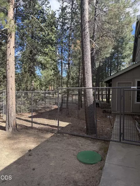 Exterior - 52174 Foxtail, La Pine, OR 97739 photo 9 of 9
