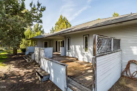 64507 Mcgrath Rd, Bend, OR 97701 photo 34