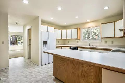 64507 Mcgrath Rd, Bend, OR 97701 photo 12