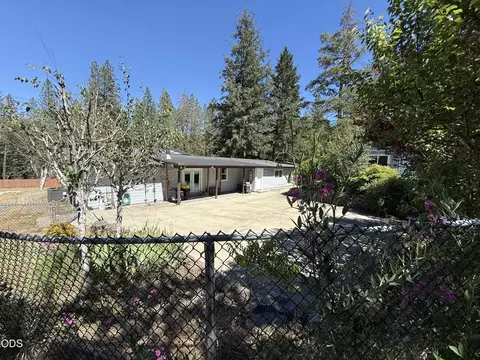 4527 Evans Creek Rd, Rogue River, OR 97537 photo 8