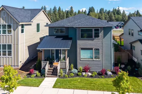 20607 SE Boer SE, Bend, OR 97702