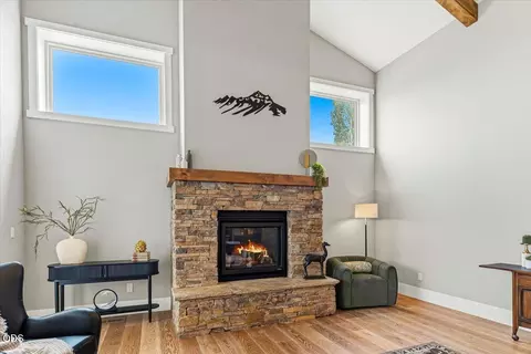 Other - 61333 Kindle Rock Loop, Bend, OR 97702 photo 4 of 10