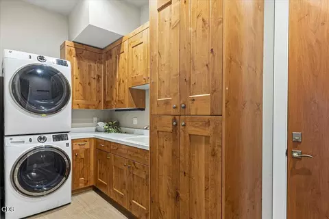 Other - 61333 Kindle Rock Loop, Bend, OR 97702 photo 6 of 10