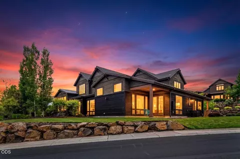 61333 Kindle Rock Loop, Bend, OR 97702