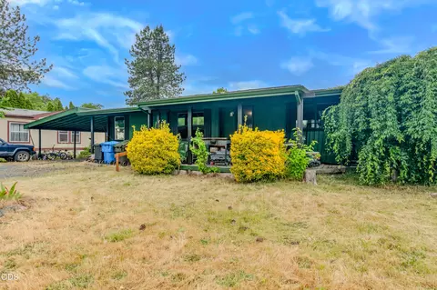 20 Brophy Way #3, Shady Cove, OR 97539