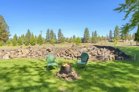 Exterior - 63330 South Rd, Bend, OR 97703 photo 14 of 14