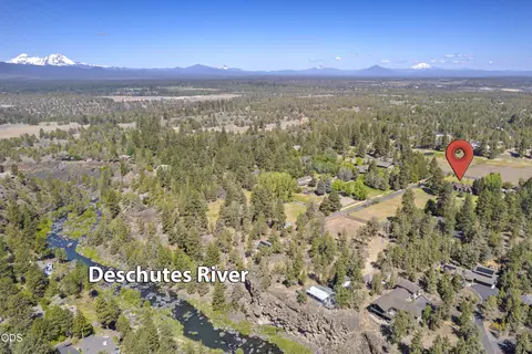 View/Area - 63330 South Rd, Bend, OR 97703 photo 7 of 9