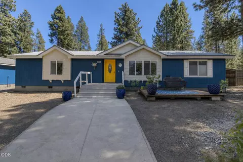 51599 Ash Rd, La Pine, OR 97739
