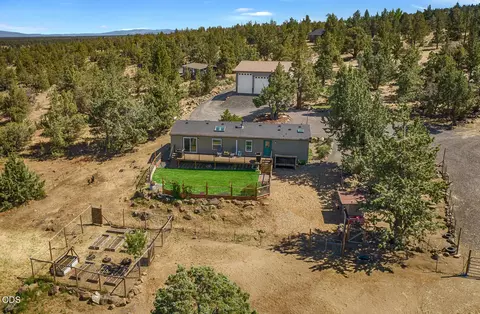21180 Arid Ave, Bend, OR 97703 photo 2