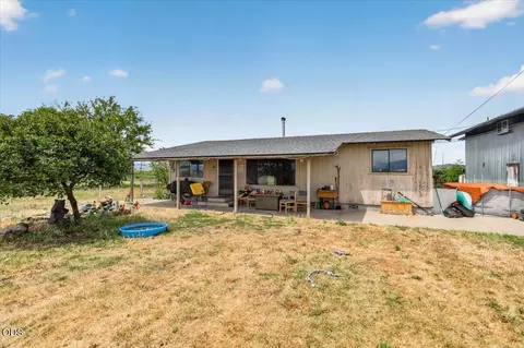 Exterior - 1745 E Gregory, Central Point, OR 97502 photo 3 of 3