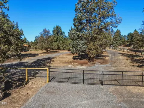 Exterior - 65245 76th St, Bend, OR 97703 photo 13 of 13